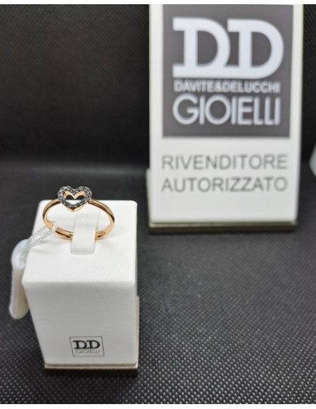 Anello cuore in oro rosa 750 e diamanti neri