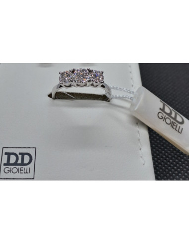 Anello donna trilogy in oro bianco 750 e diamanti