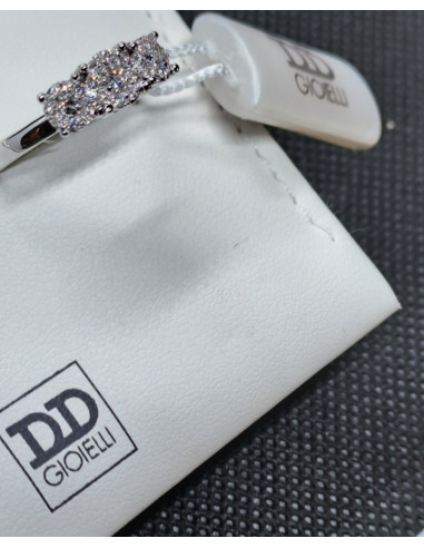 Anello donna trilogy in oro bianco 750 e diamanti