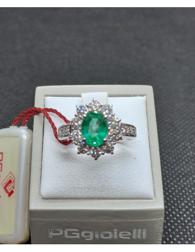 Anello in oro bianco 750 , con smeraldo e diamanti