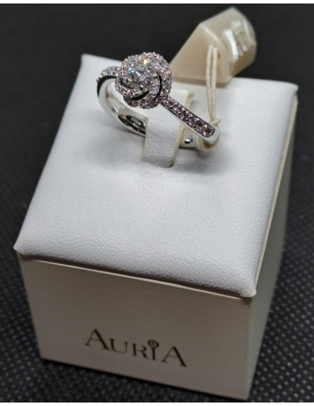 Anello donna in oro bianco 750 e diamanti