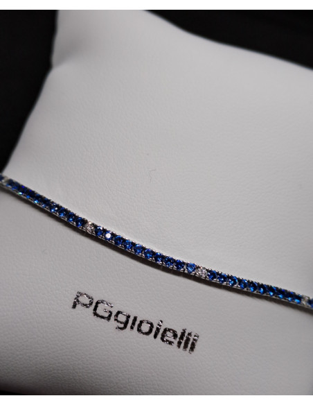 Bracciale tennis in oro bianco 750 con zaffiri e diamanti
