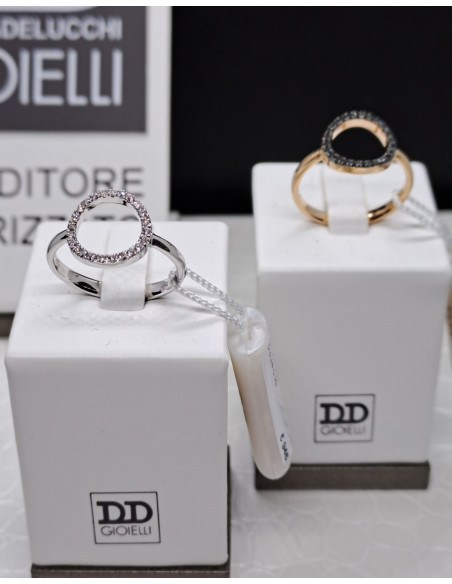Anello oro bianco 750 con diamanti