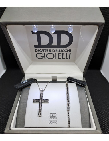 Croce uomo in oro bianco 750 e diamanti neri,...