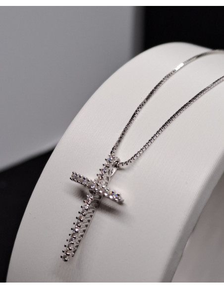 Caterina con croce donna in oro bianco e diamanti