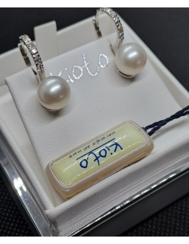 Orecchini oro bianco perla e diamanti