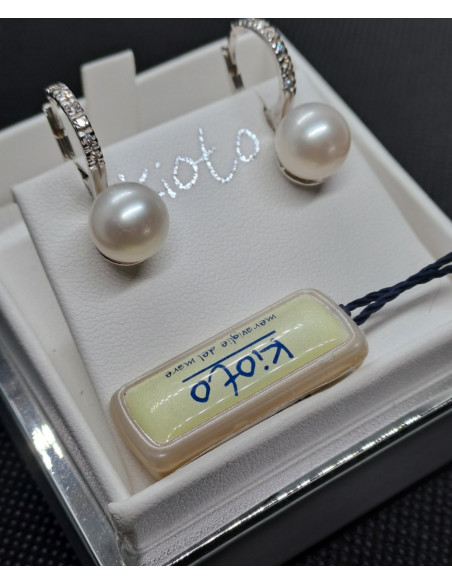 Orecchini oro bianco perla e diamanti