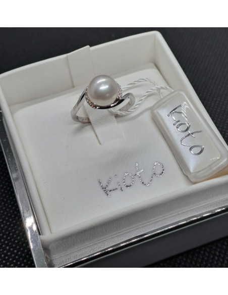 Anello donna con perla e diamanti