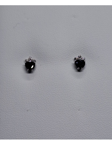 Completo donna in oro bianco, con zaffiri e diamanti