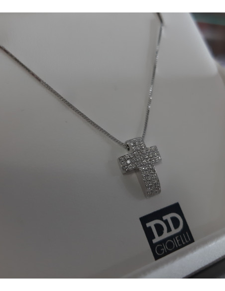 Croce in oro bianco 18kt e diamanti
